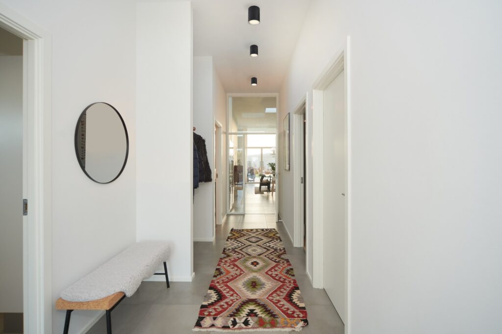 Fallon Long Aufbaustrahler | Schwarz/Stahl